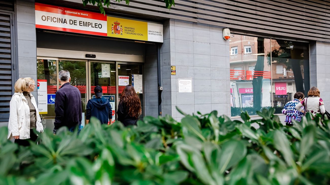 El paro cae un 1,56% en abril en la Comunidad de Madrid, hasta los 289.232 desempleados