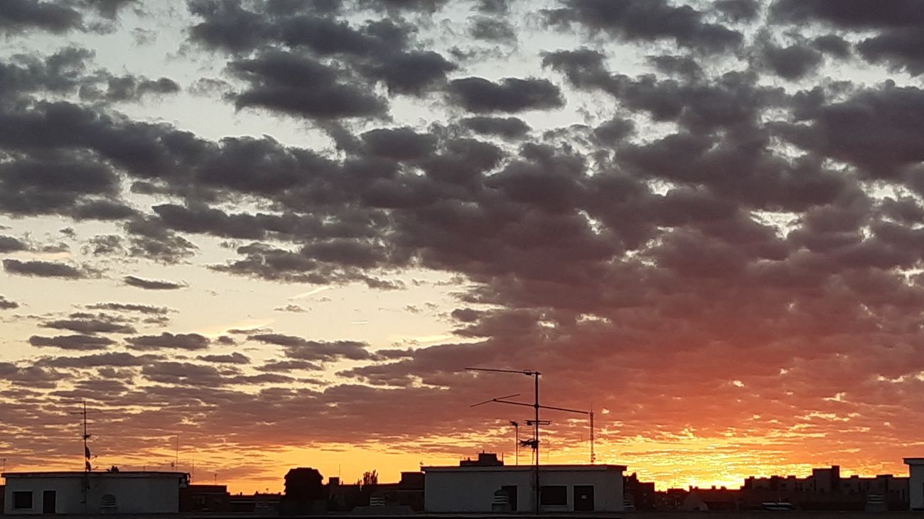 Amanecer nuboso en Madrid