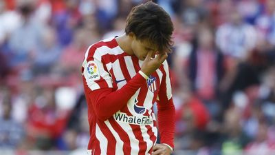 El Atlético de Madrid no pasa del empate ante el Español y agudiza su crisis, 1-1