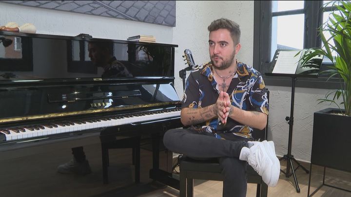 El cantante Beret