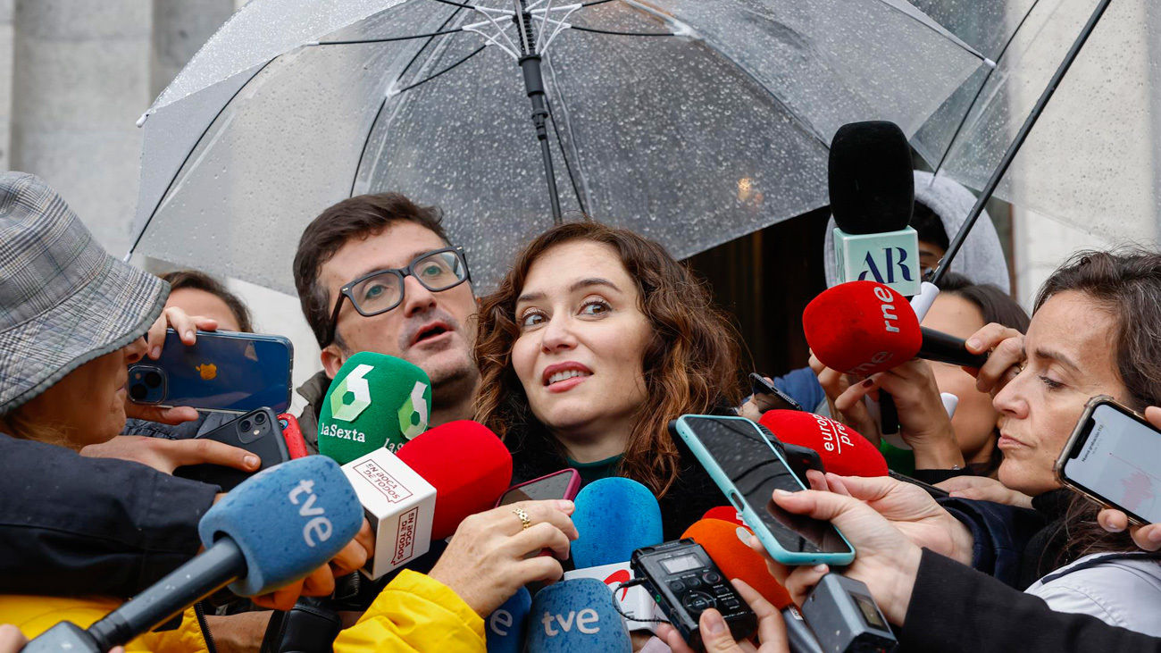 Ayuso acusa a Mónica García de "instigar las huelgas" de médicos para "reventar el sistema público y la sanidad"