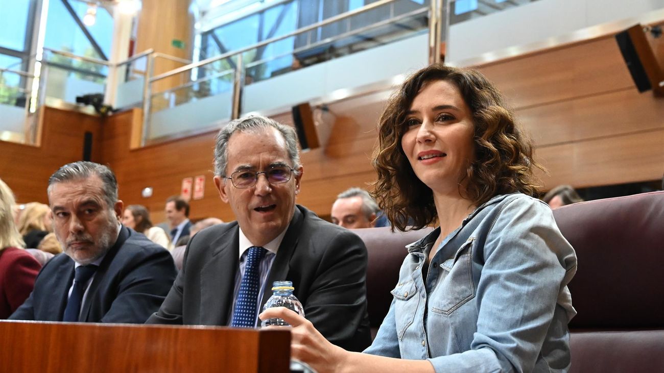 La Asamblea aprueba la ley que blinda las bajadas fiscales en Madrid