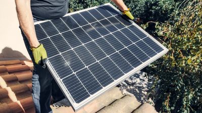 Parla bonificará un 30% el IBI durante 3 años a los vecinos que instalen paneles solares