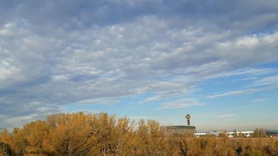 Cielos poco nubosos y temperaturas sin cambios para este domingo en Madrid