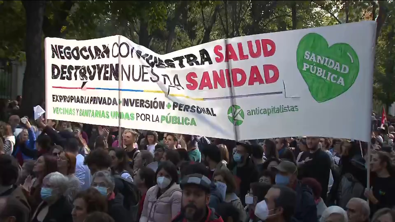 La izquierda toma la calle a seis meses de las elecciones municipales contra la reforma de las urgencias
