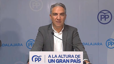 Bendodo cree que el paso de Vox  "da luz verde a una posible investidura del PP”