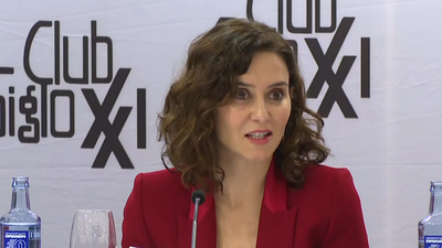 Ayuso: "Estamos dispuestos a escuchar a los médicos y enfermeros; a intentar mejorar sus condiciones"