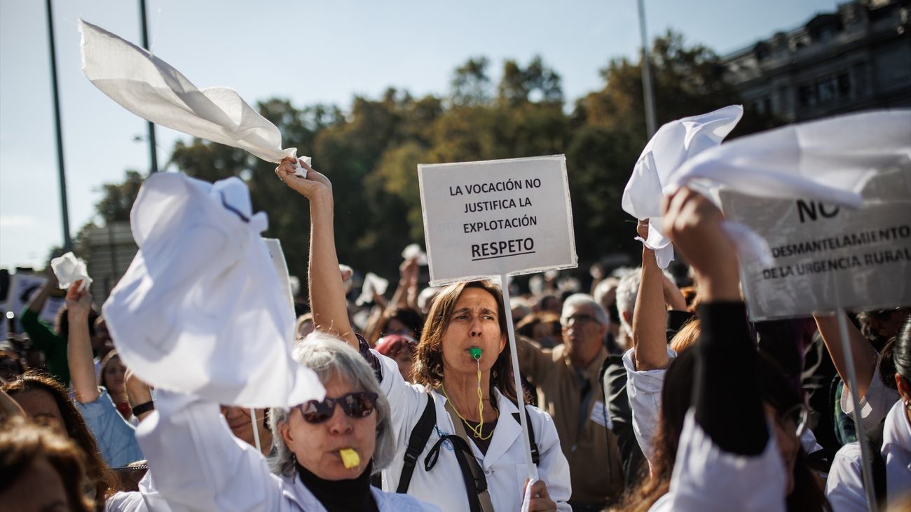 La oposición cree que el conflicto sanitario puede extenderse a otros sectores