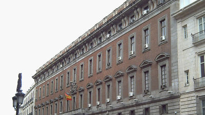 Opiniones a favor y en contra de agilizar los procesos de promoción interna en la Administración