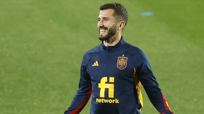 Gayá sufre un esguince de tobillo y peligra su presencia en el Mundial