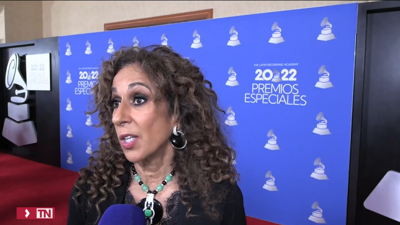 Rosario Flores y Amanda Miguel brillan en los premios honoríficos de Latin Grammy