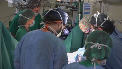 La demora para cirugías no urgentes baja un 17 % en Madrid y se sitúa en 59 días
