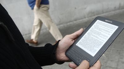 El formato digital cree en los hábitos de lectura de los españoles