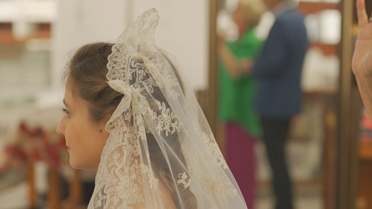 Coser y contar: El velo nupcial