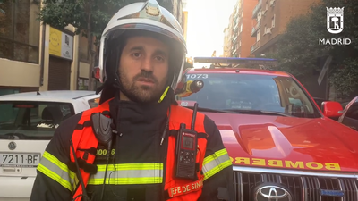Extinguido un incendio en Retiro que ha obligado a desalojar 3 viviendas
