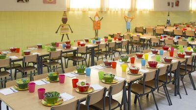 Afean que Sanse deje sin beca de comedor a 400 niños que cumplen los requisitos