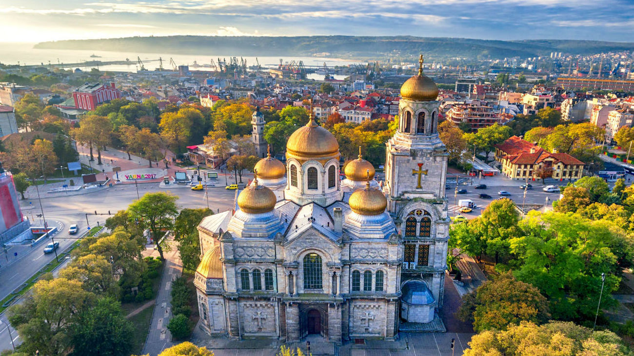 Eures: Ofertas de empleo en Bulgaria para labores de atención al cliente en castellano