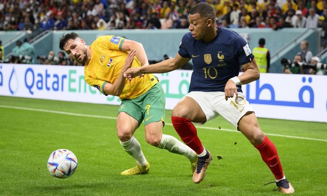 Mbappé ante Australia / EFE