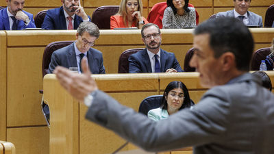 Sánchez y Feijóo enfilan su último duelo parlamentario de 2022 más enfrentados que nunca