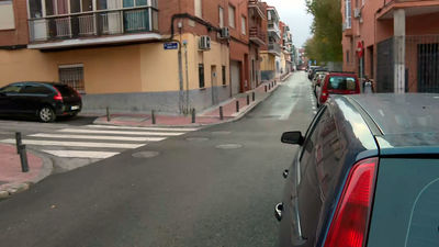 Atropellan hasta en dos ocasiones a una mujer que iba junto a su hija en Villaverde