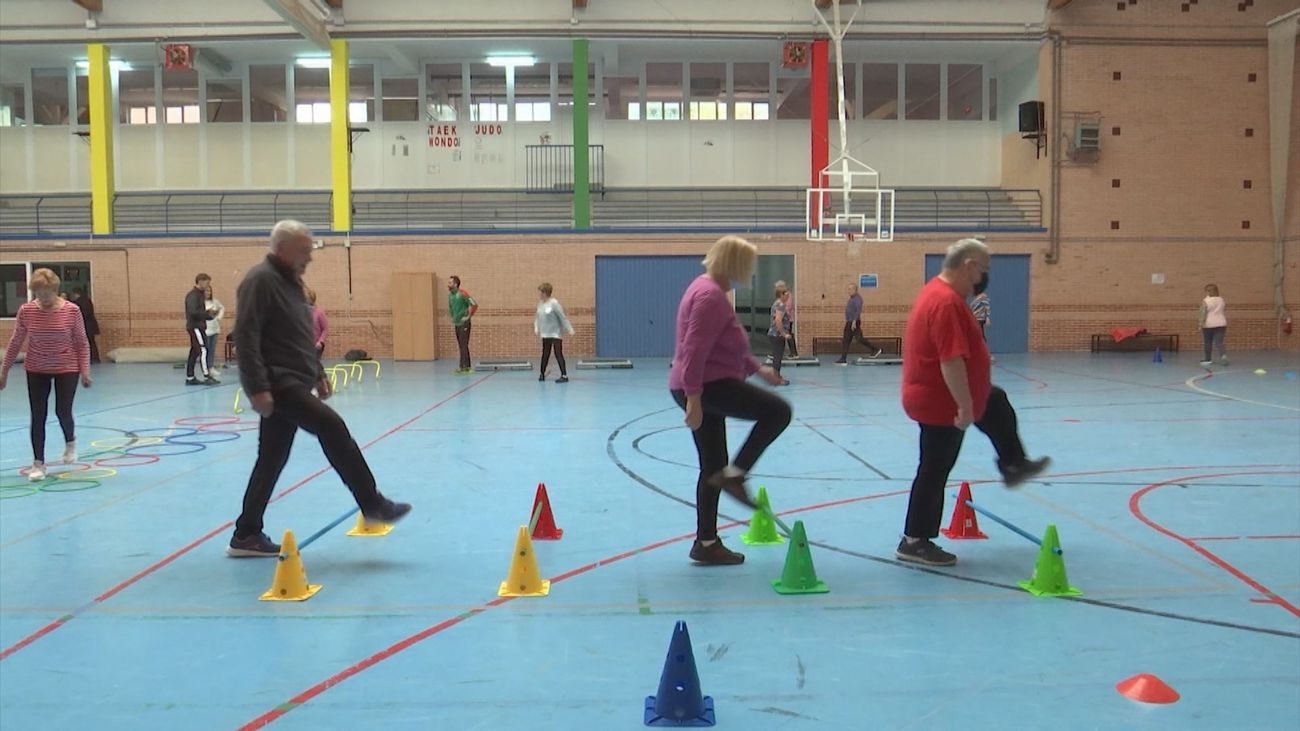 Los mayores de Miraflores de la Sierra rejuvenecen con el ejercicio