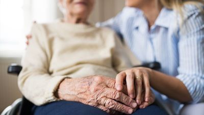 La esperanza de vida al nacer en  2020 se situó en 82,2 años