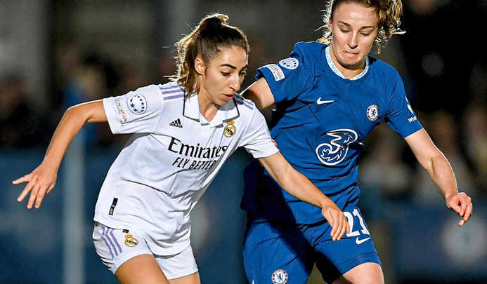 Olga Carmona ante el Chelsea / EFE