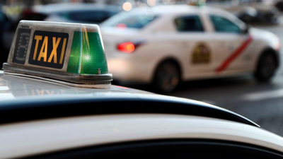 ¿Quién puede disfrutar de los paseos gratuitos en 'Taxiluz'?