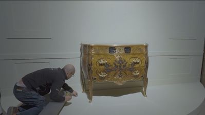 La cómoda del despacho secreto de Carlos III vuelve a ver la luz