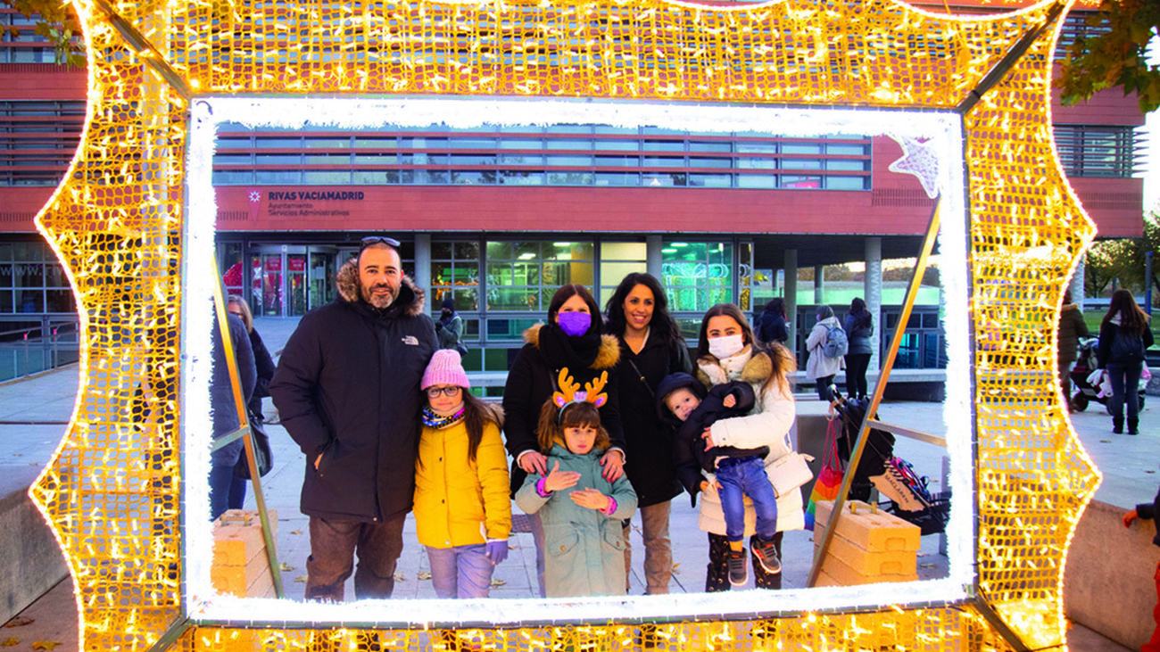 El marco navideño frente al Ayuntamiento de Rivas Vaciamadrid