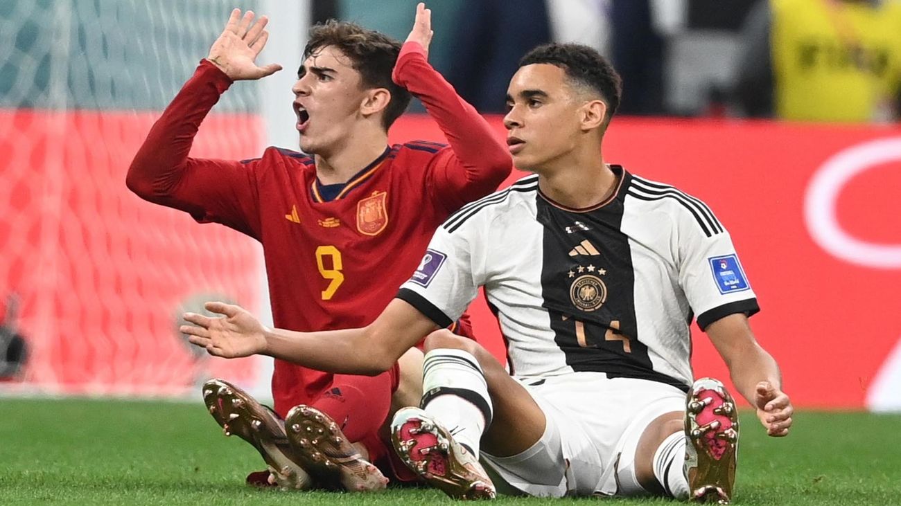 España empata con Alemania y atisba los octavos de final