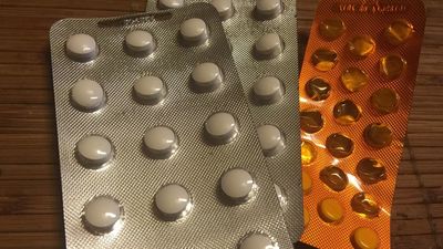 Más de 17.000 medicamentos bajarán de precio