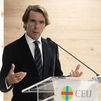 Aznar dice que España está en una encrucijada, en una crisis constitucional