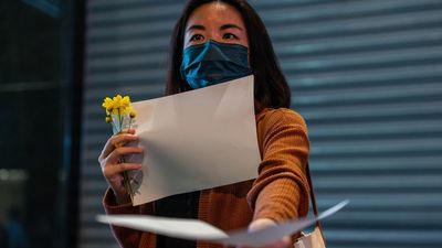 Bots chinos llenan Twitter de porno para ocultar la información sobre las protestas masivas