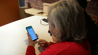 La Policía Nacional imparte un curso para proteger a nuestros mayores de ciberdelincuentes