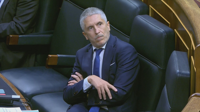 Marlaska declara en el Congreso por la tragedia de Melilla, rodeado de críticas por negar muertes del lado español