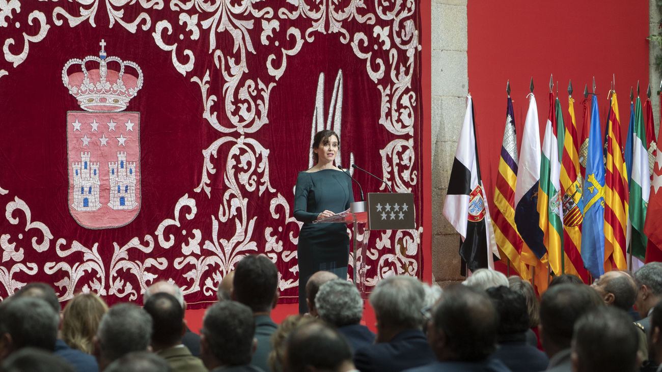 Ayuso: “Nunca antes nuestra Constitución se había visto tan amenazada como hasta ahora”