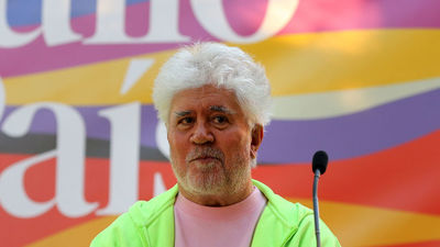 Almodóvar estrenará su wéstern gay 'Extraña forma de vida' en el Festival de Cannes