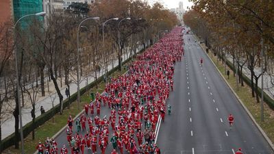 La Carrera de Papá Noel celebra su undécima edición solidaria en Madrid