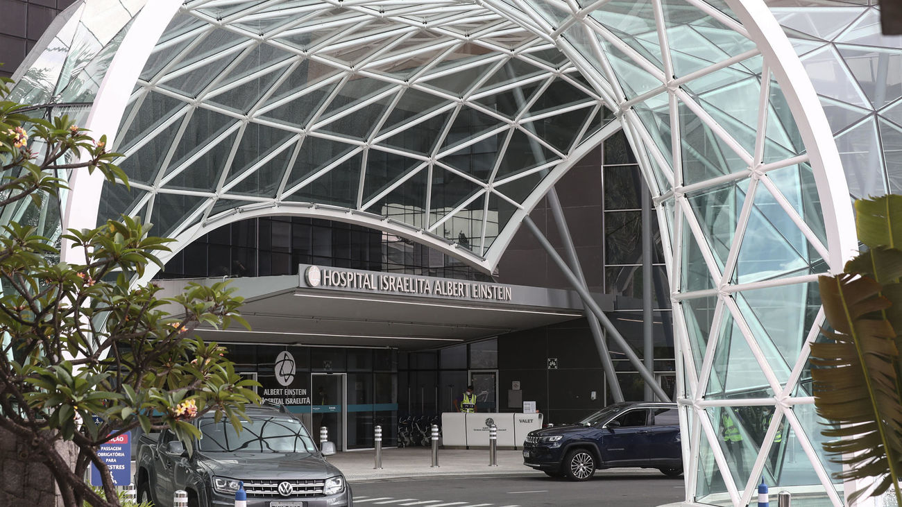 Preocupación por Pelé, que se mantiene estable en el hospital