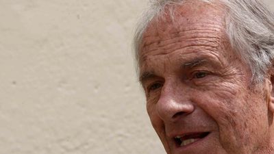 Muere el escritor francés Dominique Lapierre, a los 91 años