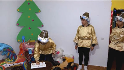 La fábrica de juguetes de Valdilecha, donde los Reyes Magos hacen realidad los deseos de los madrileños