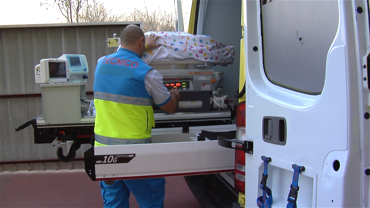 Así trabaja la Unidad de Transporte Neonatal del SUMMA 112