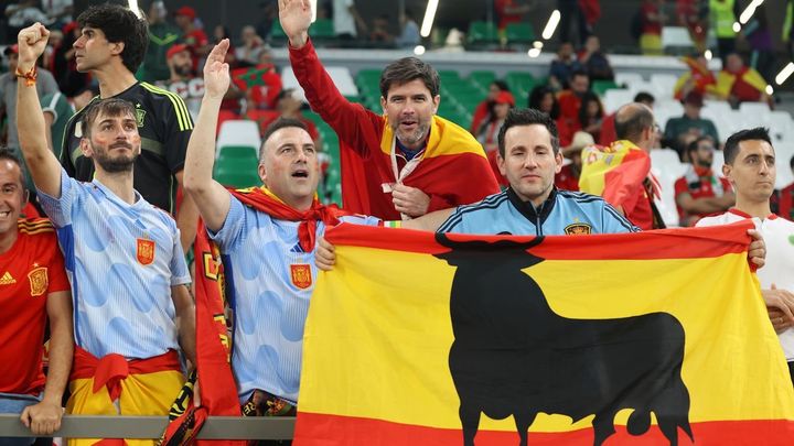 Aficionados españoles en Catar / EUROPA PRESS