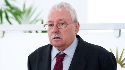 El PSOE expulsa a Joaquín Leguina del partido