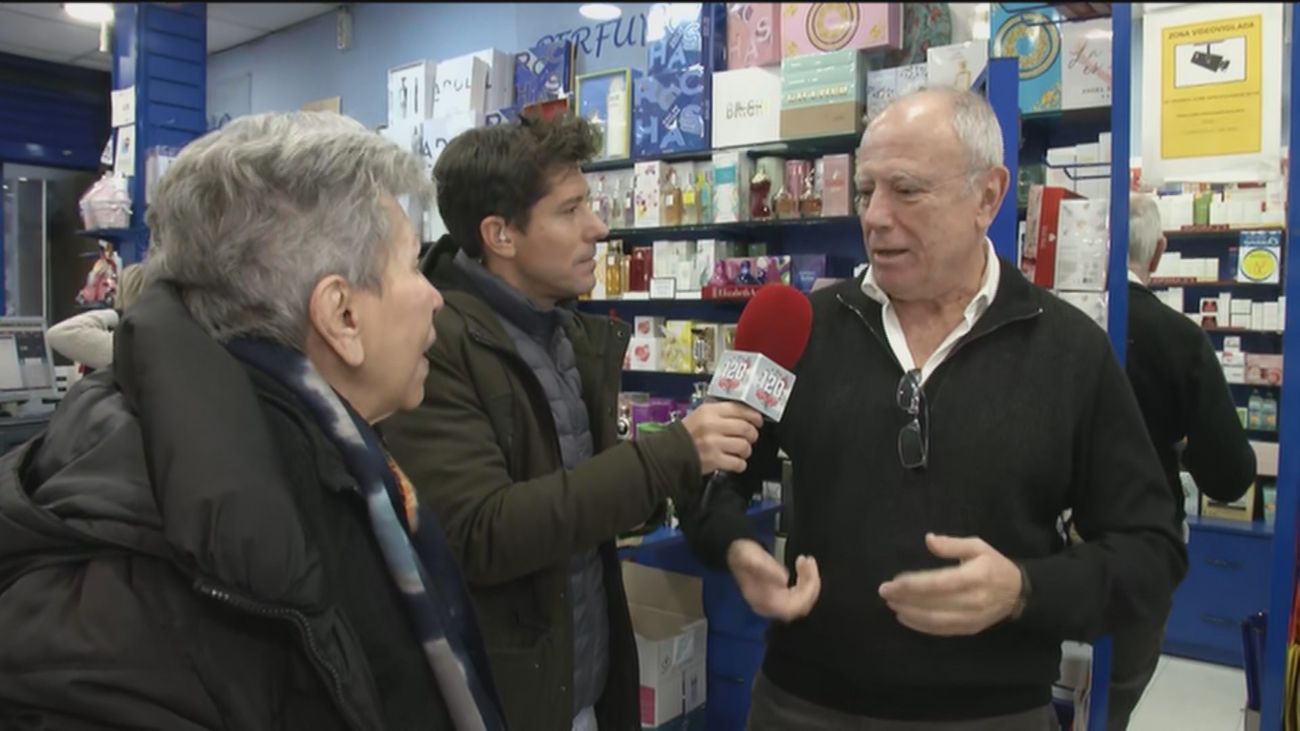 Mayores solos en Navidad: el Ayuntamiento promueve una iniciativa para ofrecerles compañía y apoyo