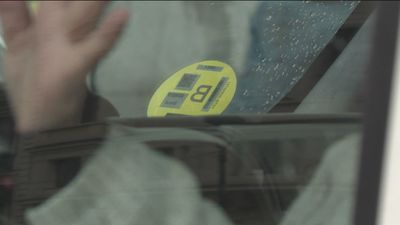 Almeida permitirá que los transportistas accedan al centro de Madrid con la etiqueta B durante 2023