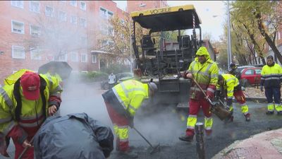 La operación asfalto de Tetuán en diciembre complica la movilidad de los vecinos
