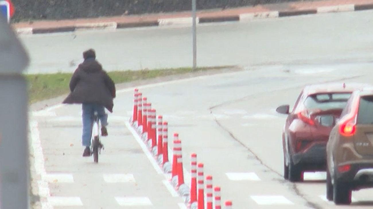 Este es el polémico carril bici de Rivas que divide a los vecinos