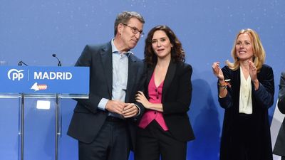 Díaz Ayuso en la cena del PP: "Hay que elegir entre Sánchez o España'